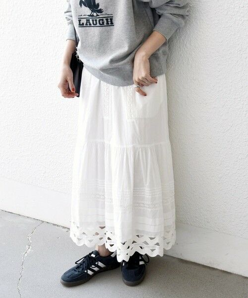 SHIPS / シップス ロング・マキシ丈スカート | 《予約》SHIPS any:〈洗濯機可能〉キャンブリック レース ギャザー ボリューム スカート（ホワイト）