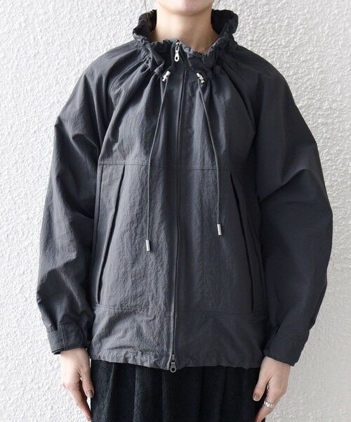 SHIPS / シップス ブルゾン | 《予約》SHIPS any:〈洗濯機可能〉ナイロン タスラン ギャザー スタンドカラー ブルゾン | 詳細17