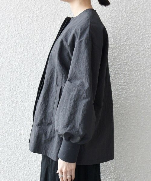 SHIPS / シップス ブルゾン | 《予約》SHIPS any:〈洗濯機可能〉ナイロン タスラン ノーカラー Aライン ブルゾン | 詳細23