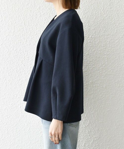 SHIPS / シップス ノーカラージャケット | 《予約》SHIPS any:〈手洗い可能〉ダンボール ペプラム Vネック ジャケット | 詳細23