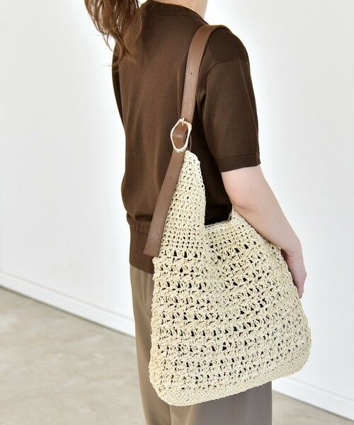 SHIPS / シップス トートバッグ | quaranciel: バックル ショルダー ペーパー トート バッグ（A4対応） | 詳細10