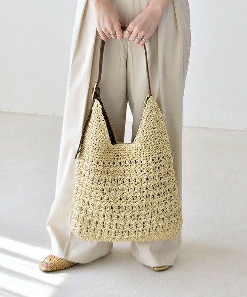 SHIPS / シップス トートバッグ | quaranciel: バックル ショルダー ペーパー トート バッグ（A4対応） | 詳細5