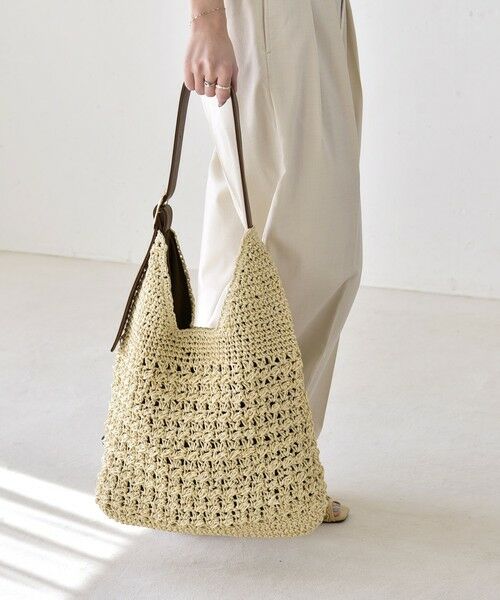 SHIPS / シップス トートバッグ | quaranciel: バックル ショルダー ペーパー トート バッグ（A4対応） | 詳細6