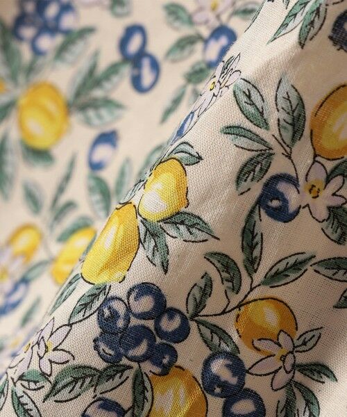 SHIPS / シップス シャツ・ブラウス | 《予約》SHIPS Colors:〈手洗い可能〉フルーツ プリント フリルネック ブラウス◆ | 詳細7