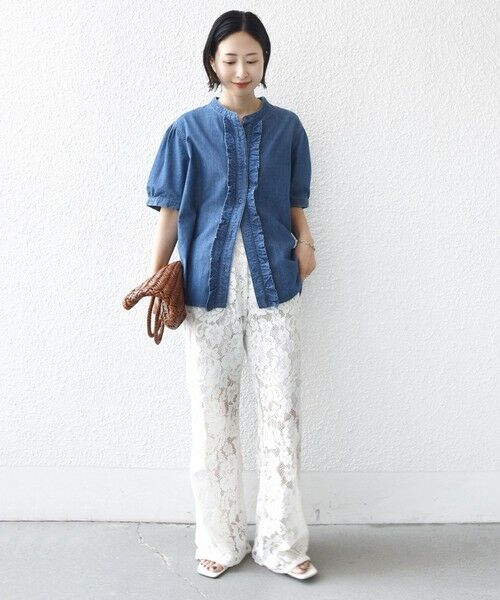 SHIPS / シップス シャツ・ブラウス | 《予約》【WEB限定】〈手洗い可能〉ライト オンス フリル デニム 半袖 シャツ | 詳細16