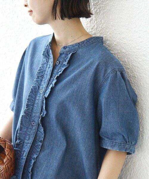 SHIPS / シップス シャツ・ブラウス | 《予約》【WEB限定】〈手洗い可能〉ライト オンス フリル デニム 半袖 シャツ | 詳細24