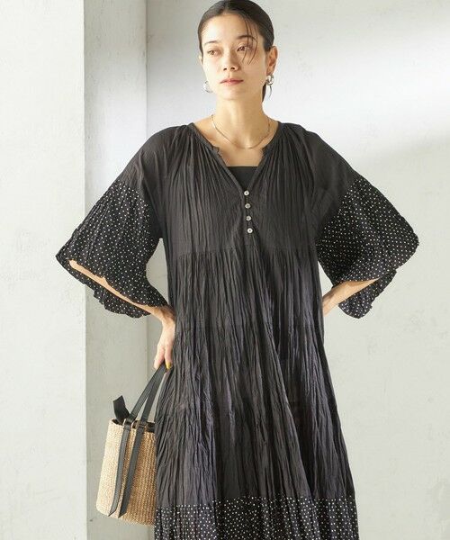 SHIPS / シップス ロング・マキシ丈ワンピース | 《予約》【SHIPS別注】Fanaka:〈手洗い可能〉クリンクル 袖 フレア ワンピース（ブラック）