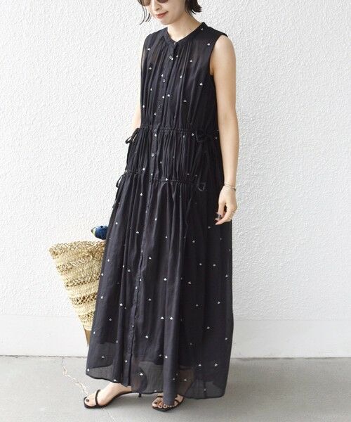 SHIPS / シップス ロング・マキシ丈ワンピース | 《予約》〈手洗い可能〉コットン オーガンジー 刺繍 ウエスト ドロスト ワンピース | 詳細2