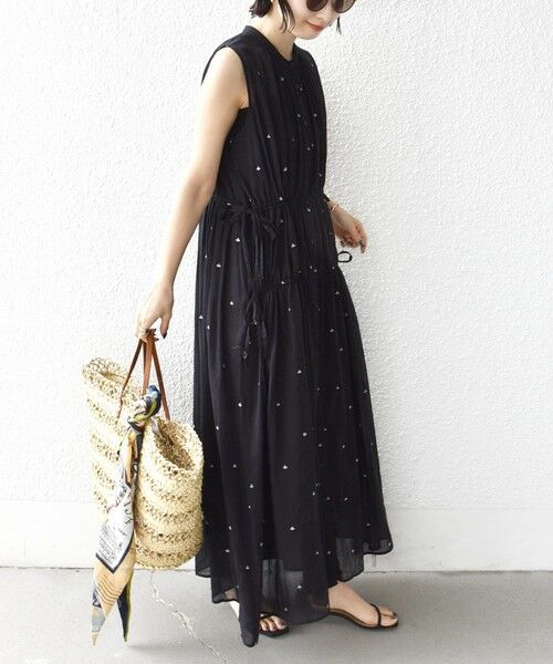 SHIPS / シップス ロング・マキシ丈ワンピース | 《予約》〈手洗い可能〉コットン オーガンジー 刺繍 ウエスト ドロスト ワンピース | 詳細4