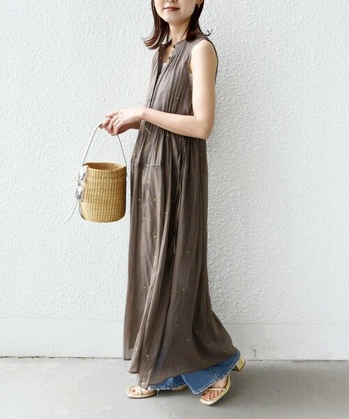 SHIPS / シップス ロング・マキシ丈ワンピース | 《予約》〈手洗い可能〉コットン オーガンジー 刺繍 ウエスト ドロスト ワンピース | 詳細12