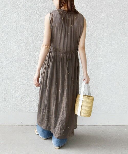 SHIPS / シップス ロング・マキシ丈ワンピース | 《予約》〈手洗い可能〉コットン オーガンジー 刺繍 ウエスト ドロスト ワンピース | 詳細13