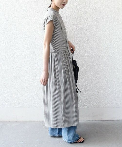 SHIPS / シップス ロング・マキシ丈ワンピース | 《予約》【WEB限定】〈手洗い可能〉ストライプ サイド タック ワンピース | 詳細4