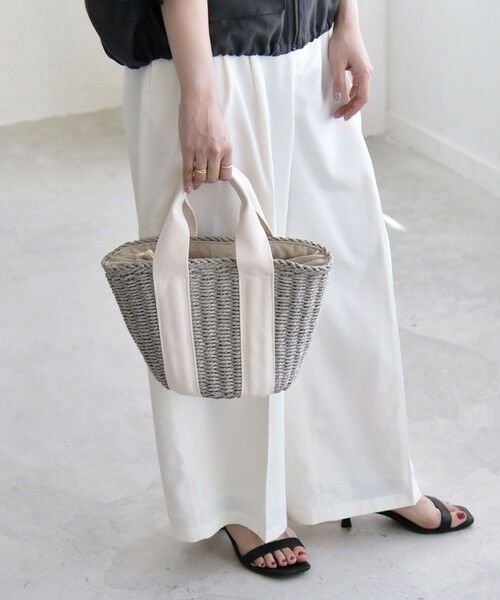 SHIPS / シップス トートバッグ | 《予約》quaranciel: バイカラー テープハンドル ペーパー トート バッグ | 詳細28