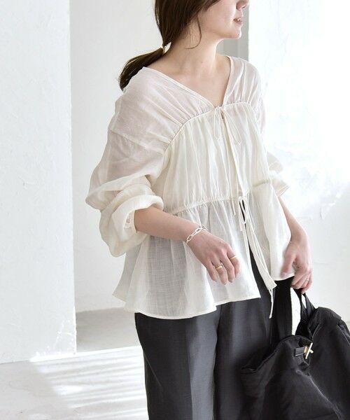 SHIPS / シップス シャツ・ブラウス | 《予約》quaranciel:〈手洗い可能〉ラミー ギャザー リボン ティアード ブラウス | 詳細11