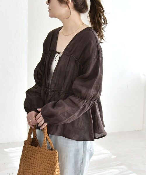 SHIPS / シップス シャツ・ブラウス | 《予約》quaranciel:〈手洗い可能〉ラミー ギャザー リボン ティアード ブラウス | 詳細23