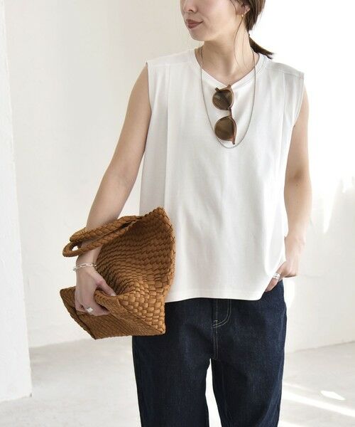 SHIPS / シップス Tシャツ | 《予約》quaranciel:〈接触冷感/汗染み防止加工/洗濯機可能〉クルー ノースリーブ TEE | 詳細10