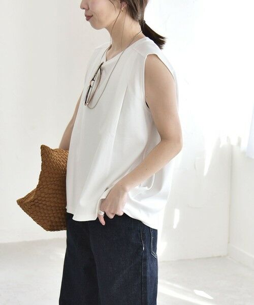 SHIPS / シップス Tシャツ | 《予約》quaranciel:〈接触冷感/汗染み防止加工/洗濯機可能〉クルー ノースリーブ TEE | 詳細8