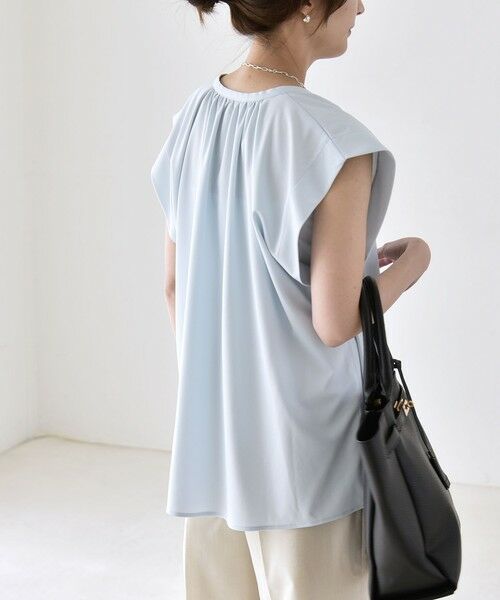 SHIPS / シップス シャツ・ブラウス | 《予約》quaranciel:〈接触冷感/UVカット/吸水速乾/洗濯機可能〉スキッパー ギャザー シャツ カットソー | 詳細23