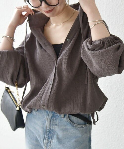 SHIPS / シップス シャツ・ブラウス | 《予約》SHIPS any:〈洗濯機可能〉楊柳 シアー ドロスト フード ブラウス（チャコールグレー）