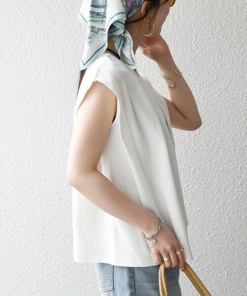 SHIPS / シップス Tシャツ | 《予約》SHIPS any:〈接触冷感/汗染み防止加工/洗濯機可能〉タック フレア ノースリーブ TEE | 詳細6