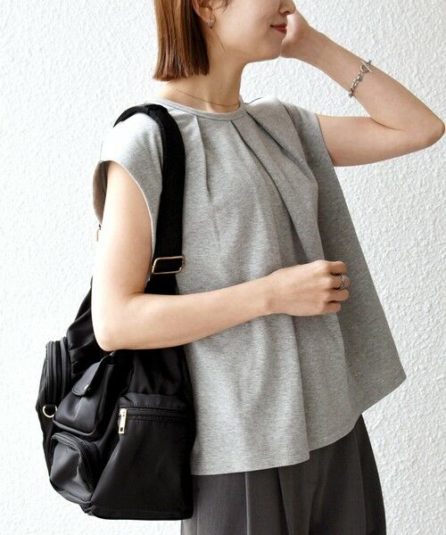 SHIPS / シップス Tシャツ | 《予約》SHIPS any:〈接触冷感/汗染み防止加工/洗濯機可能〉タック フレア ノースリーブ TEE | 詳細15