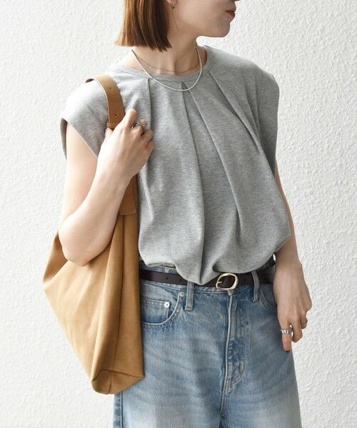 SHIPS / シップス Tシャツ | SHIPS any:〈接触冷感/汗染み防止加工/洗濯機可能〉タック フレア ノースリーブ TEE | 詳細19
