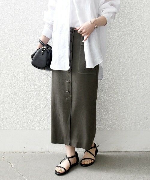 SHIPS / シップス ミニ・ひざ丈スカート | 《予約》SHIPS any:〈洗濯機可能〉リネンミックス ボタン デザイン タイト スカート（ダークオリーブ）