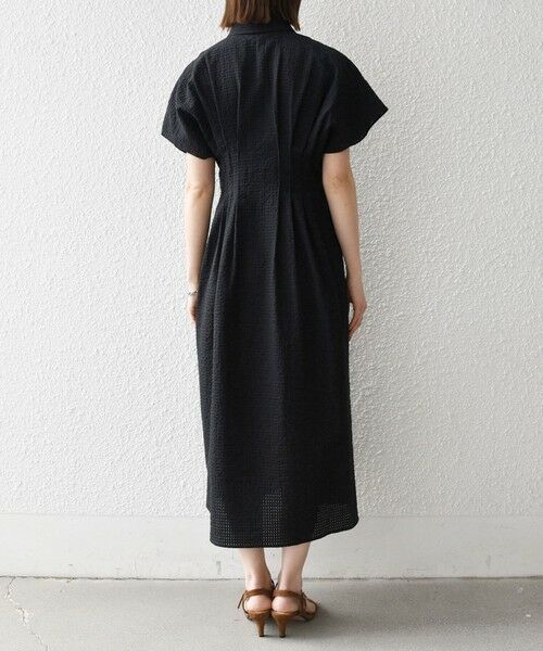 SHIPS / シップス ロング・マキシ丈ワンピース | 《予約》SHIPS any:〈手洗い可能〉サッカー ウエストシェイプ シャツ ワンピース | 詳細21