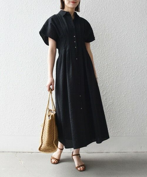 SHIPS / シップス ロング・マキシ丈ワンピース | 《予約》SHIPS any:〈手洗い可能〉サッカー フレンチ スリーブ シャツ ワンピース（ブラック）