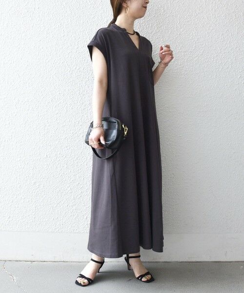 SHIPS / シップス ロング・マキシ丈ワンピース | 《予約》SHIPS any:〈接触冷感/汗染み防止加工/洗濯機可能〉スキッパー Aライン ワンピース（グレー系その他）