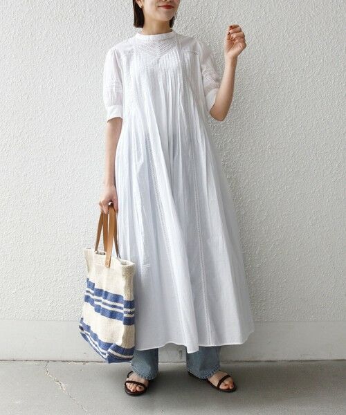 SHIPS / シップス ロング・マキシ丈ワンピース | 《予約》SHIPS any:〈洗濯機可能〉キャンブリック レース ピンタック パフスリーブ ワンピース | 詳細7