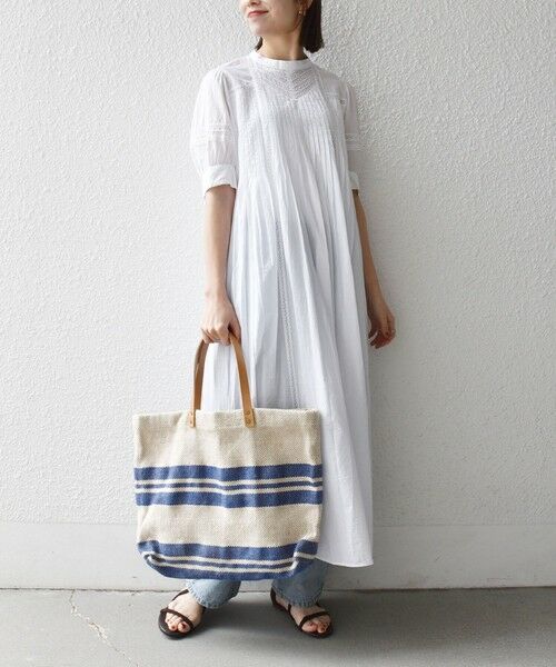 SHIPS / シップス ロング・マキシ丈ワンピース | 《予約》SHIPS any:〈洗濯機可能〉キャンブリック レース ピンタック パフスリーブ ワンピース | 詳細8