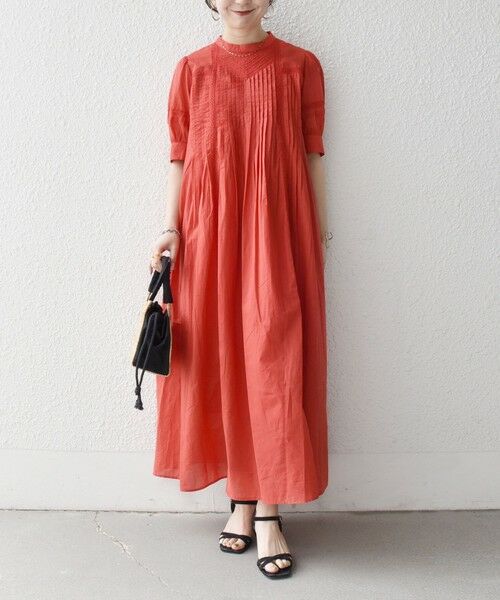 SHIPS / シップス ロング・マキシ丈ワンピース | 《予約》SHIPS any:〈洗濯機可能〉キャンブリック レース ピンタック パフスリーブ ワンピース | 詳細23