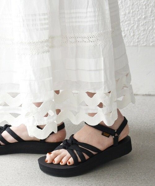 SHIPS / シップス サンダル | 《予約》TEVA: MIDFORM KENA SLIM ストラップ サンダル（ブラック）