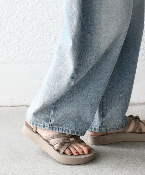 SHIPS / シップス サンダル | 《予約》TEVA: MIDFORM KENA SLIM ストラップ サンダル | 詳細10