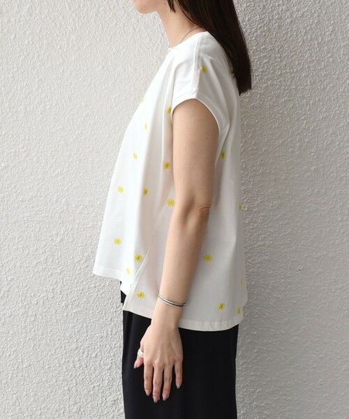 SHIPS / シップス カットソー（半袖以外） | SHIPS Colors:〈洗濯機可能〉リンク フラワーエンブロイダリー カットソー 2 | 詳細22
