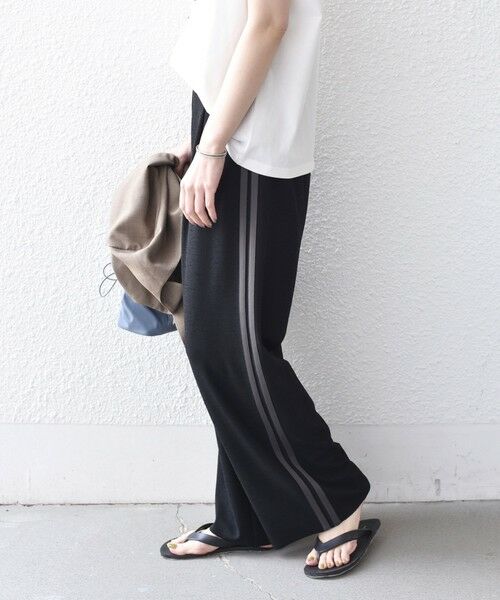 SHIPS / シップス その他パンツ | 《予約》SHIPS Colors:〈手洗い可能〉ソフト 梨地 サイドライン パンツ◆（ブラック）