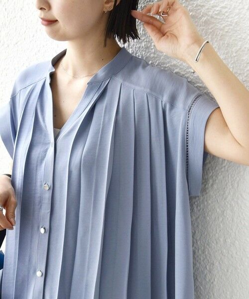 SHIPS / シップス シャツ・ブラウス | 《予約》【WEB限定】〈手洗い可能〉ストレッチ ジョーゼット プリーツ スキッパー ブラウス（スカイブルー）
