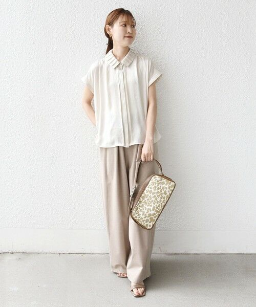 SHIPS / シップス シャツ・ブラウス | 《予約》【WEB限定】〈手洗い可能〉ヴィンテージ サテン 襟 タック デザイン ブラウス | 詳細1