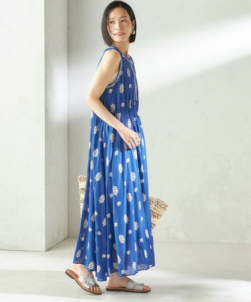 SHIPS / シップス ロング・マキシ丈ワンピース | 《予約》【SHIPS別注】Fanaka:〈手洗い可能〉フラワー プリント 刺繍 ワンピース | 詳細22