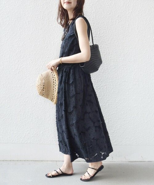 SHIPS / シップス ロング・マキシ丈ワンピース | 《予約》〈手洗い可能〉シアー ジャカード ノースリーブ ワンピース | 詳細14