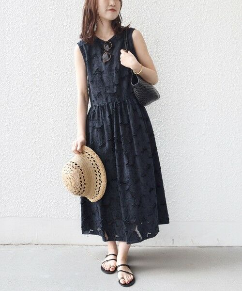 SHIPS / シップス ロング・マキシ丈ワンピース | 《予約》〈手洗い可能〉シアー ジャカード ノースリーブ ワンピース | 詳細17