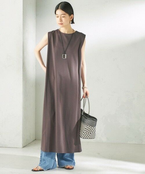 SHIPS / シップス ロング・マキシ丈ワンピース | 《予約》〈接触冷感/吸水速乾/洗濯機可能〉ハイゲージ ポンチ ノースリーブ ワンピース（チャコールグレー）