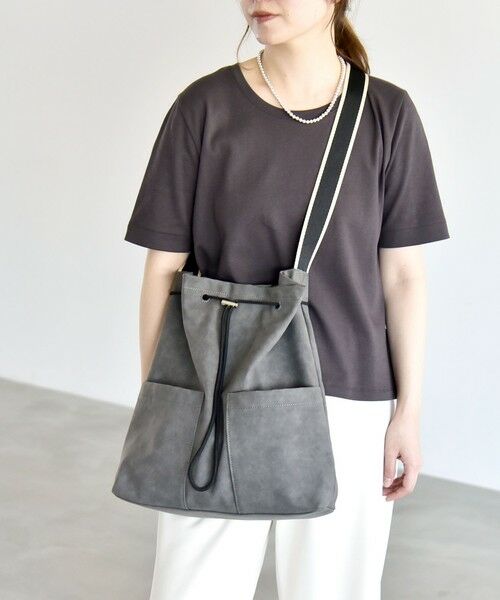 SHIPS / シップス トートバッグ | 《予約》quaranciel: ポケット ラインベルト ワンハンドル トート バッグ（A4対応） | 詳細3