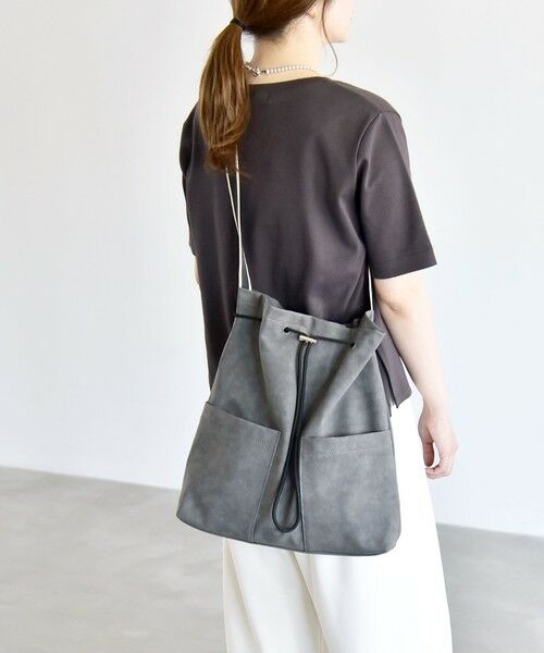 SHIPS / シップス トートバッグ | 《予約》quaranciel: ポケット ラインベルト ワンハンドル トート バッグ（A4対応） | 詳細5