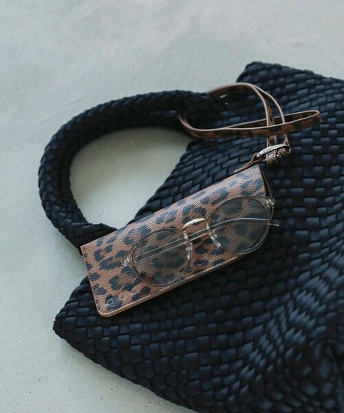 SHIPS / シップス サングラス・メガネ | 《予約》quaranciel: ラウンド サングラス（レオパード ケース チャーム付き）（ライトグレー）