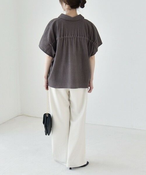 SHIPS / シップス シャツ・ブラウス | 《予約》quaranciel:〈手洗い可能〉コットン 刺繍 スキッパー ギャザー プルオーバー シャツ | 詳細15