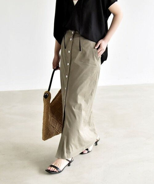 SHIPS / シップス ロング・マキシ丈スカート | 《予約》quaranciel:〈洗濯機可能〉フロントボタン Iライン タイト スカート | 詳細10