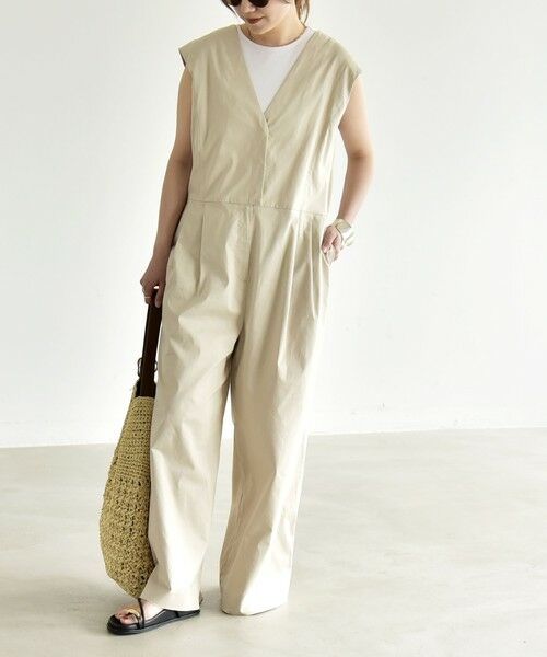 SHIPS / シップス サロペット・オールインワン | 《予約》quaranciel:〈洗濯機可能〉Vネック ワイド オールインワン | 詳細3