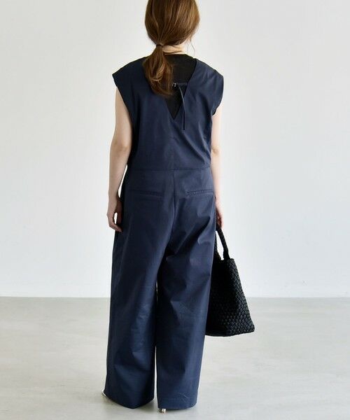 SHIPS / シップス サロペット・オールインワン | 《予約》quaranciel:〈洗濯機可能〉Vネック ワイド オールインワン | 詳細14